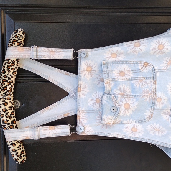 Blue jean overalls shorts - Picture 5 of 6